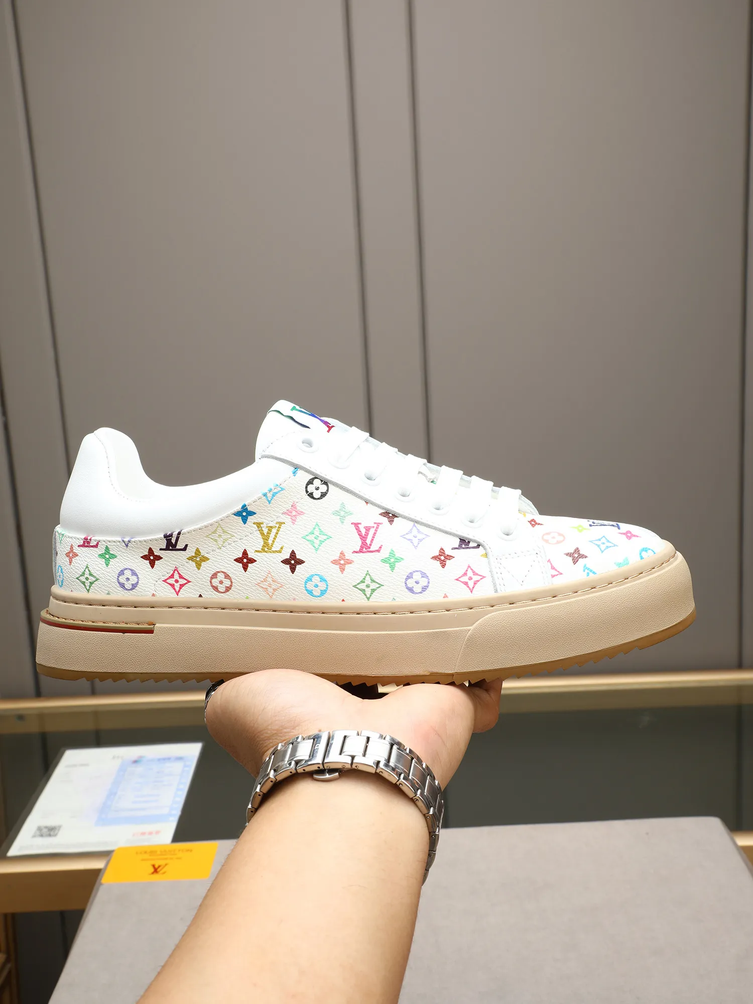 Mainly recommended model 👍👍👍P400 LOUIS VUITTON [Luden Yiwei] - LV upper imported first-layer cowhide combined with LV classic materials 🇩🇪 imported leather lining ➕ non-slip and wear-resistant outsole. Every man's identity is reflected in his elegant and stable upper shoes🚶🏻🚶🏻📯 No matter the wind or rain, the shoe last remains unchanged and can stand the test of time🔍️. ——Code number: 38-44 (45 can be customized)
